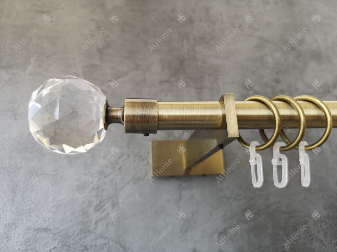 

Карниз Quadrum Люмиера 160 см одинарный Slim Антик 19 мм гладкая (кольца с крючками)