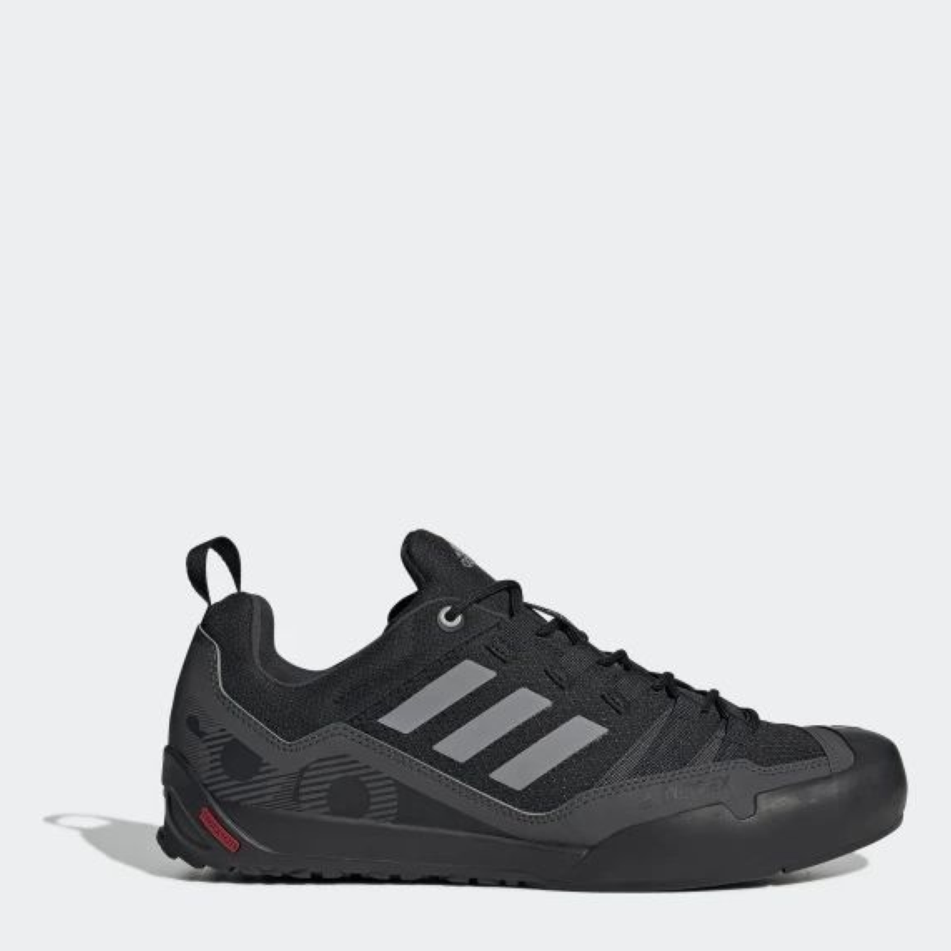 Акція на Чоловічі кросівки для треккінгу adidas Terrex Swift Solo 2 GZ0331 44 (9.5UK) 28 см Чорні від Rozetka