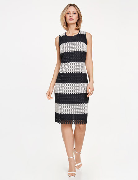 

Платье Gerry Weber 38 Темно-синее с белым 780028.31330