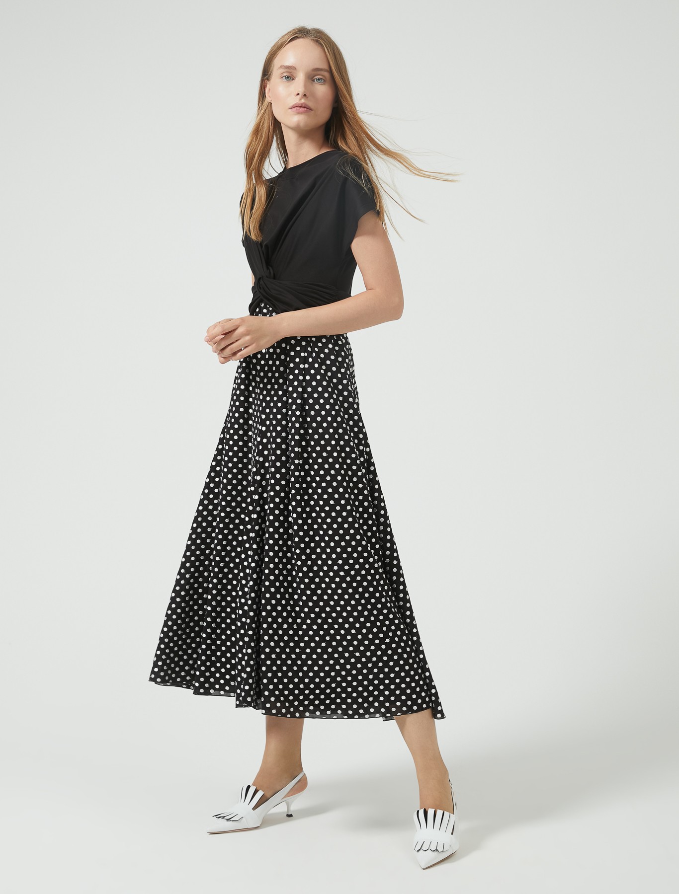 

Платье MaxMara  Черное 76210202000, Платье MaxMara 46 Черное 76210202000