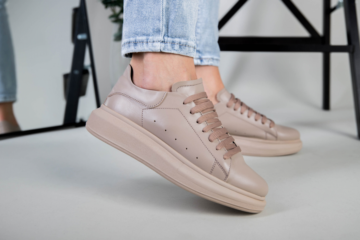 

Кеды женские кожаные LuxuryShoes 6652/38 Бежевые
