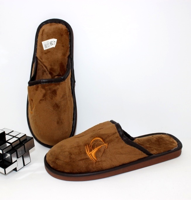 

Тапочки для мальчика Shoes LM-08A- коричн. 40/41 25.0см коричневый