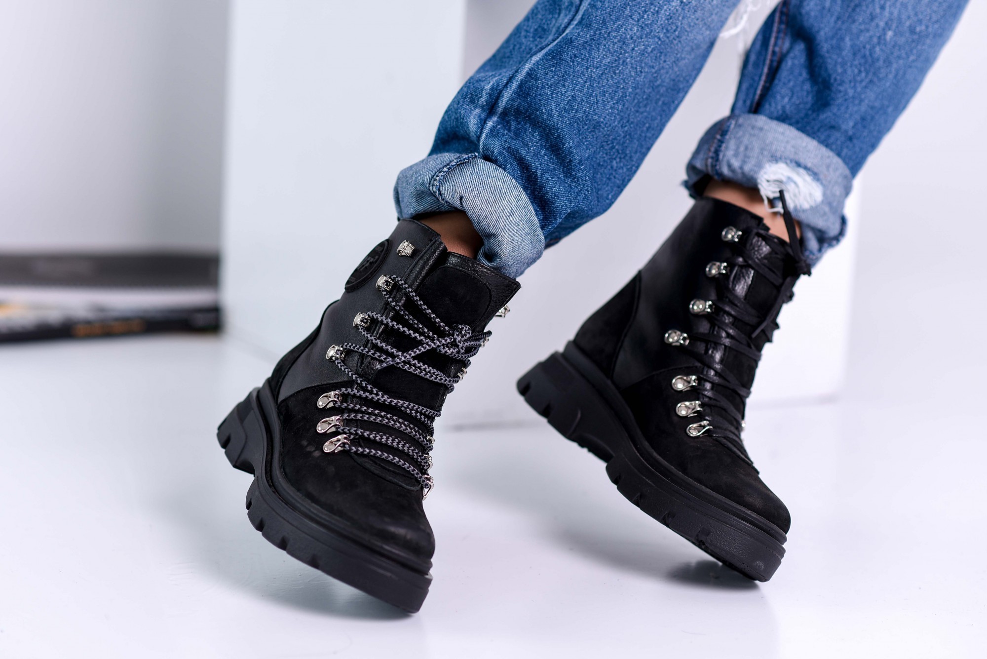 

Ботинки Maya Shoes 2261 Черный 39р