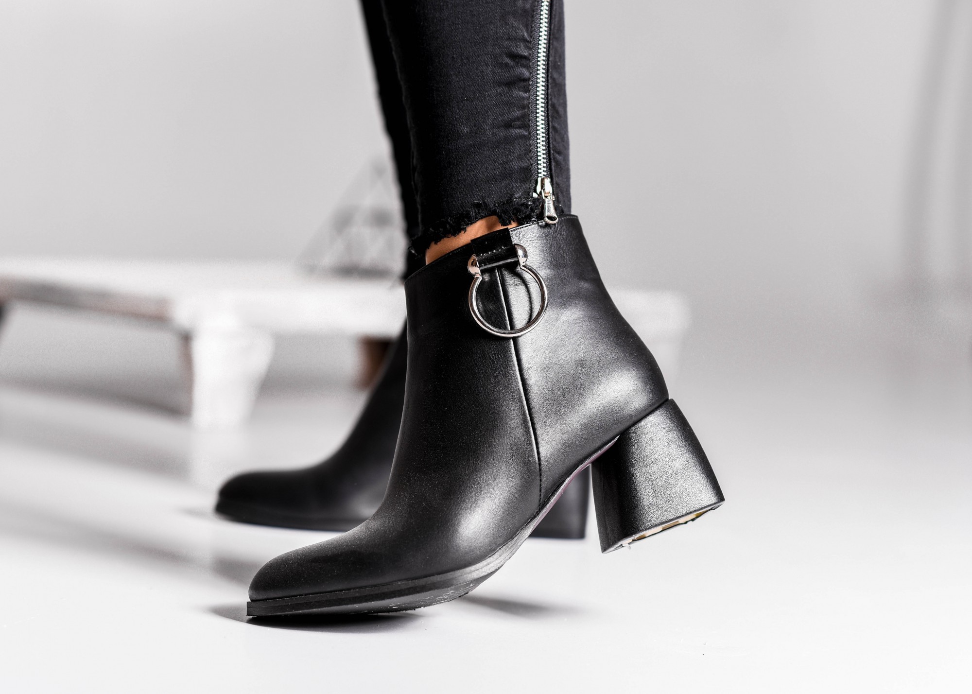 

Ботинки Maya Shoes 2557 Черный 37р