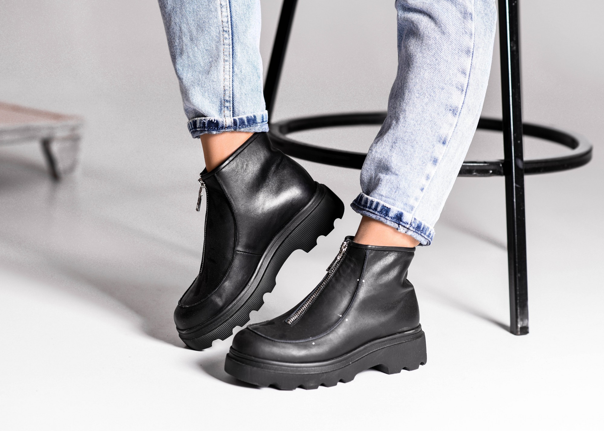 

Ботинки Maya Shoes 2552 Черный 39р