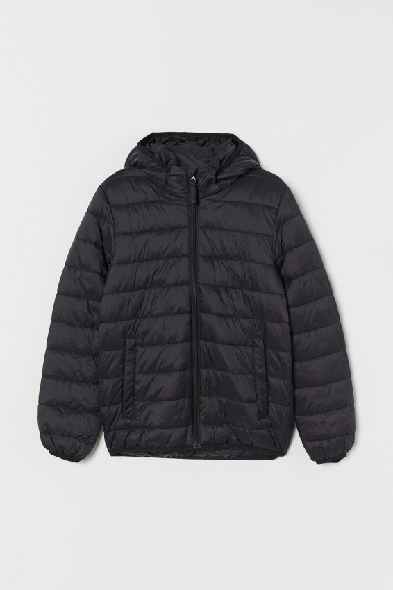 

Демисезонная куртка H&M 140 см черная