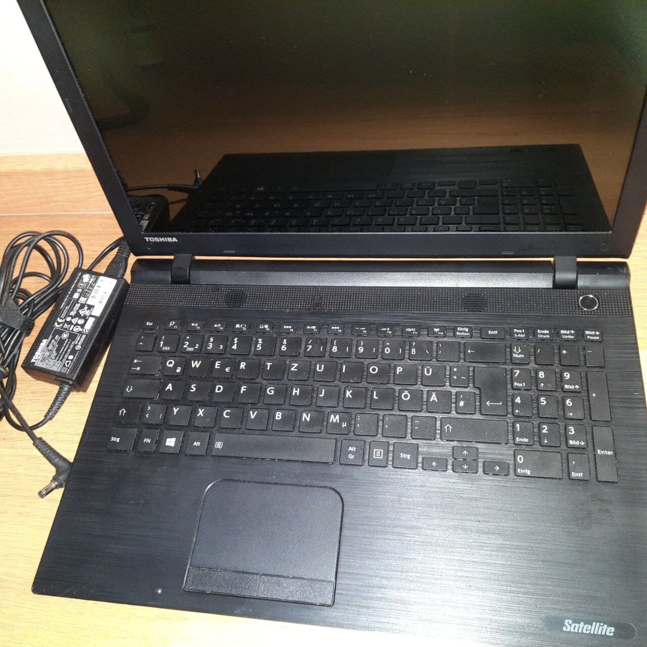 Ноутбук Б-класс Toshiba Satellite C55-C-18J / 15.6