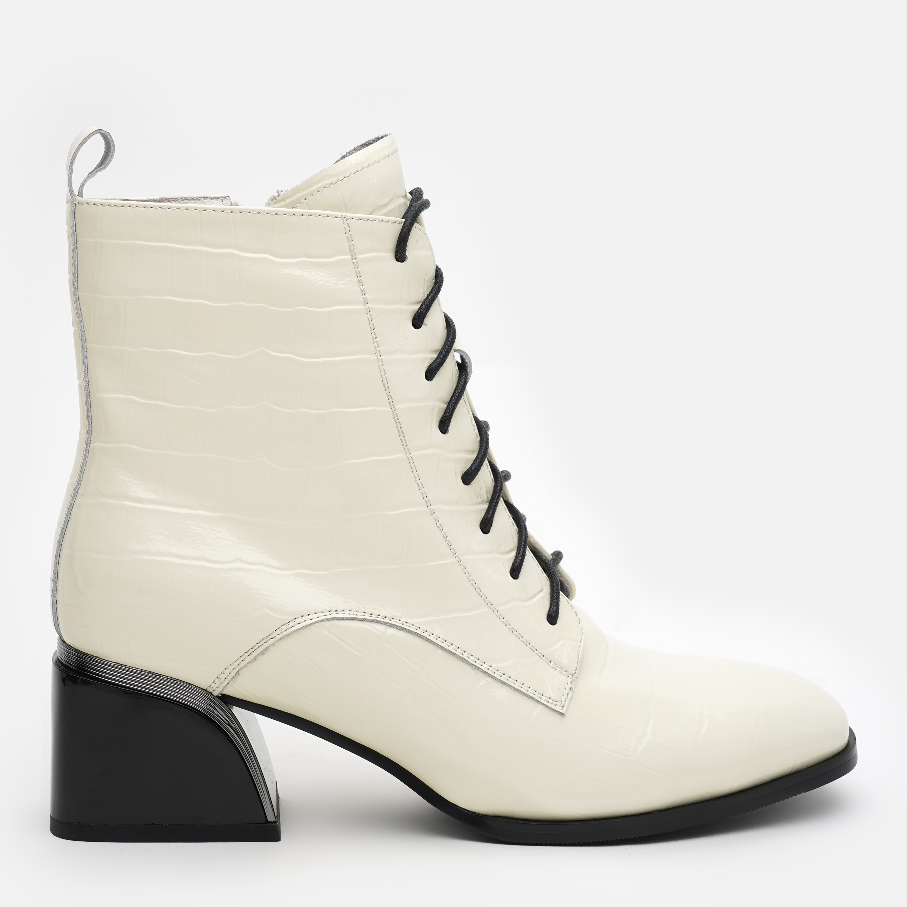 Акція на Жіночі черевики високі Blizzarini WR242-C371-P262 39 24.5 см Білі від Rozetka