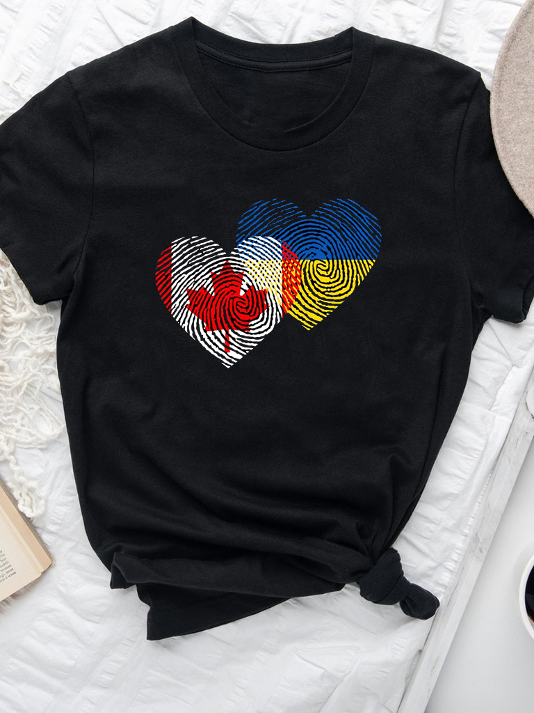 Акція на Футболка жіноча Love&Live Canada Ukraine LLP03012 L Чорна від Rozetka