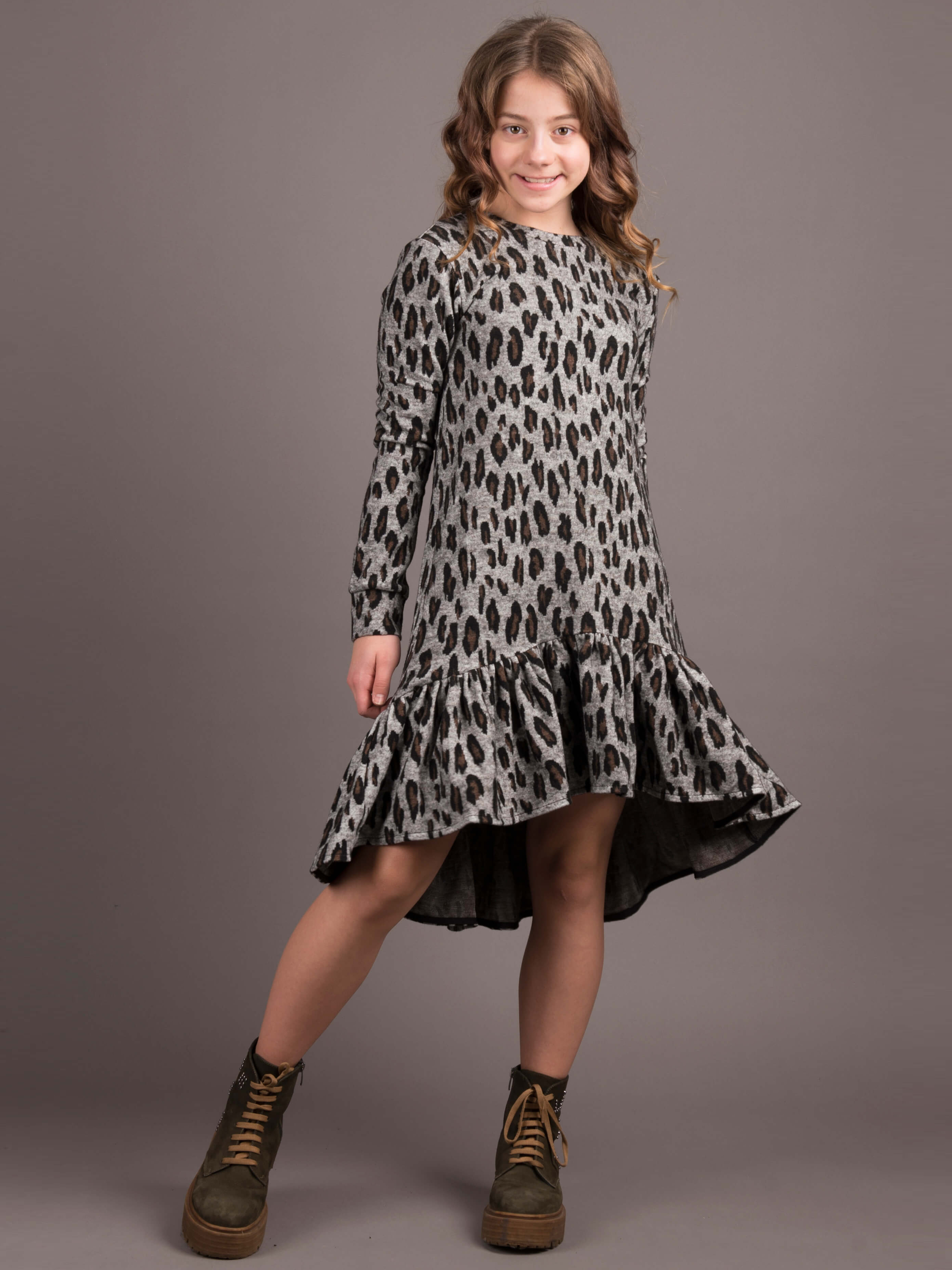 

Платье ANDRE TAN Kids K30054P 110-116 см Серо-коричневое