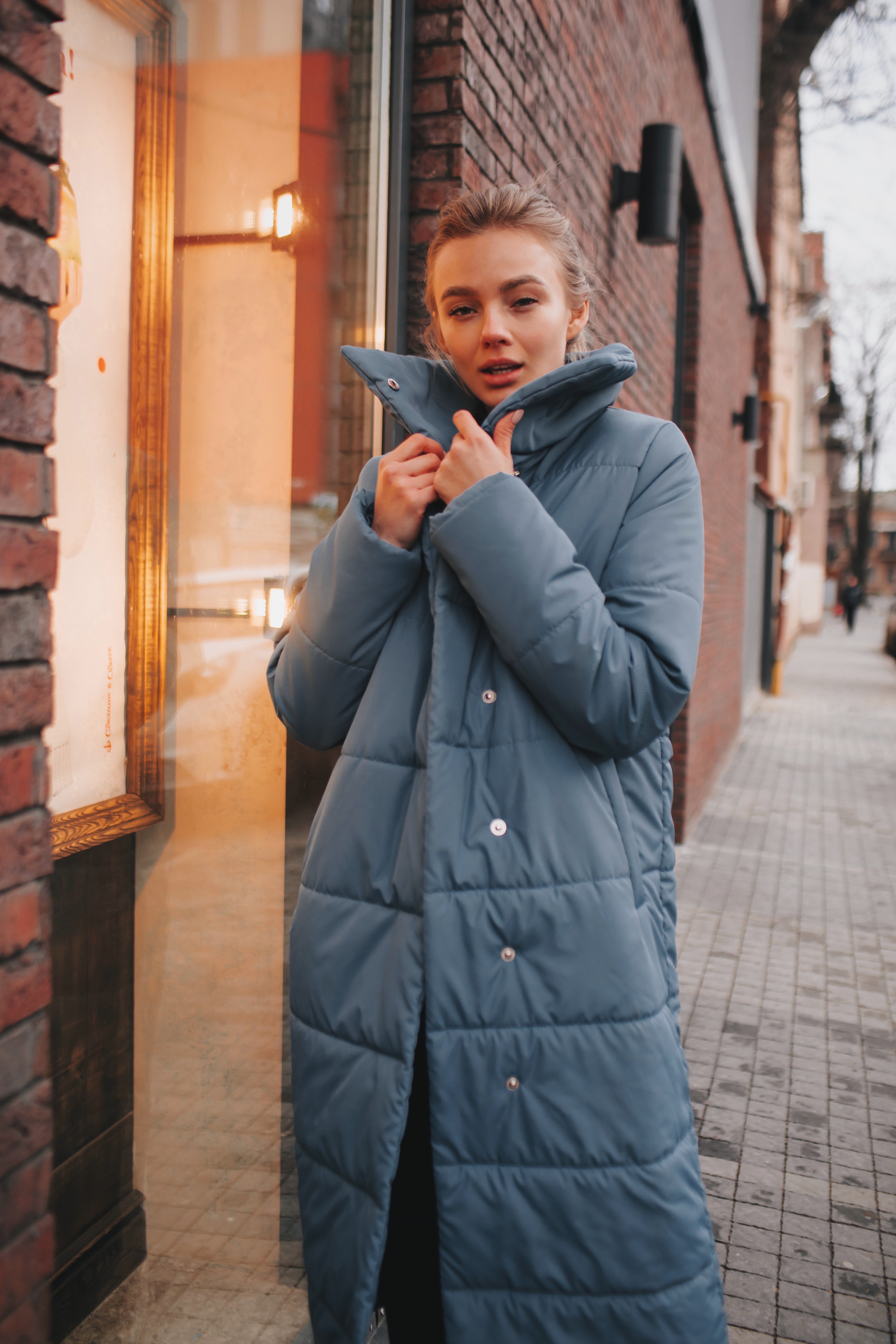 

Женский пуховик MON VOL One Size S-M джинс 0922