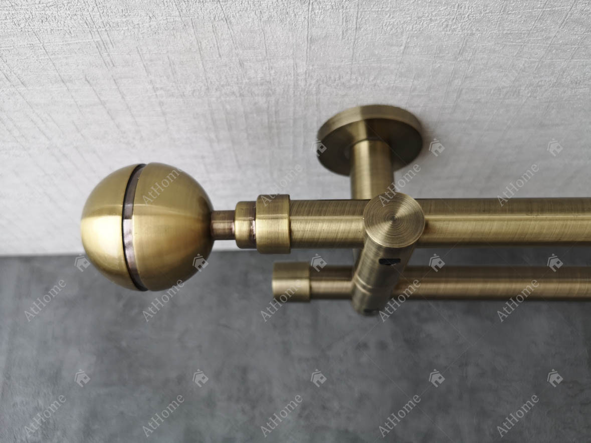 

Карниз Quadrum Корсо 300 см потолочный двойной универсальный Антик 19/19 мм гладкая (кольца с крючками)