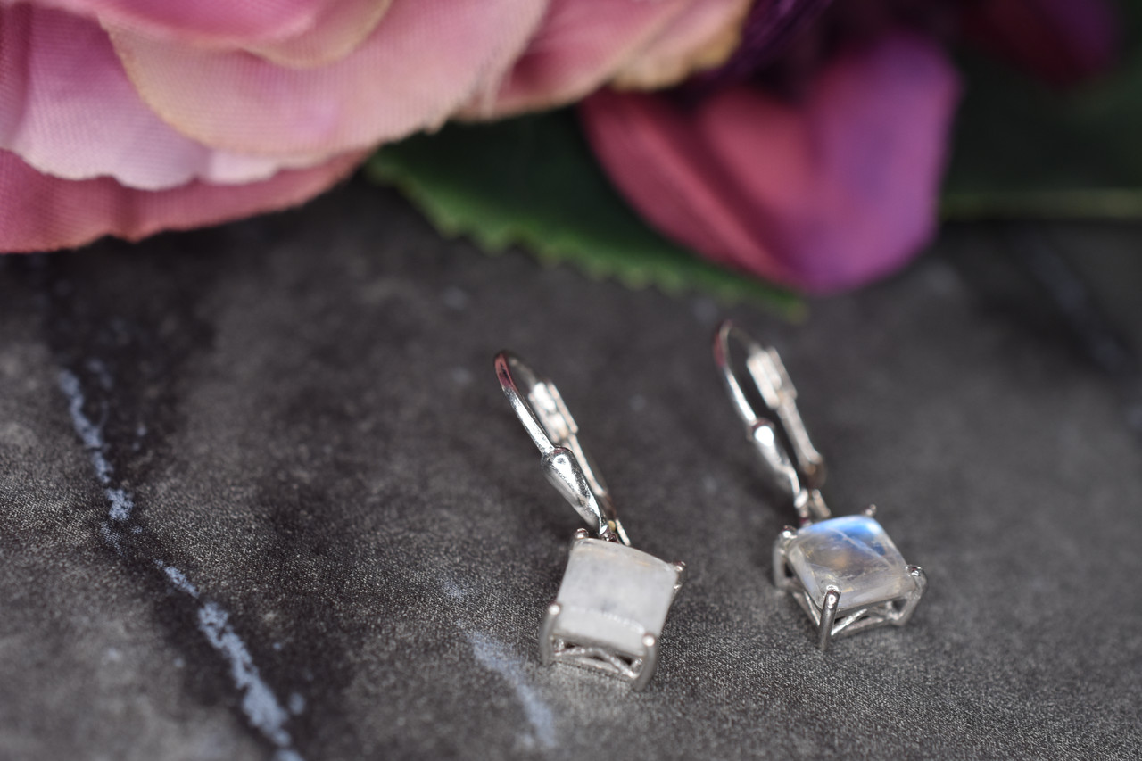 

Серебряные Серьги С Лунным Камнем Sky Jewelry 346