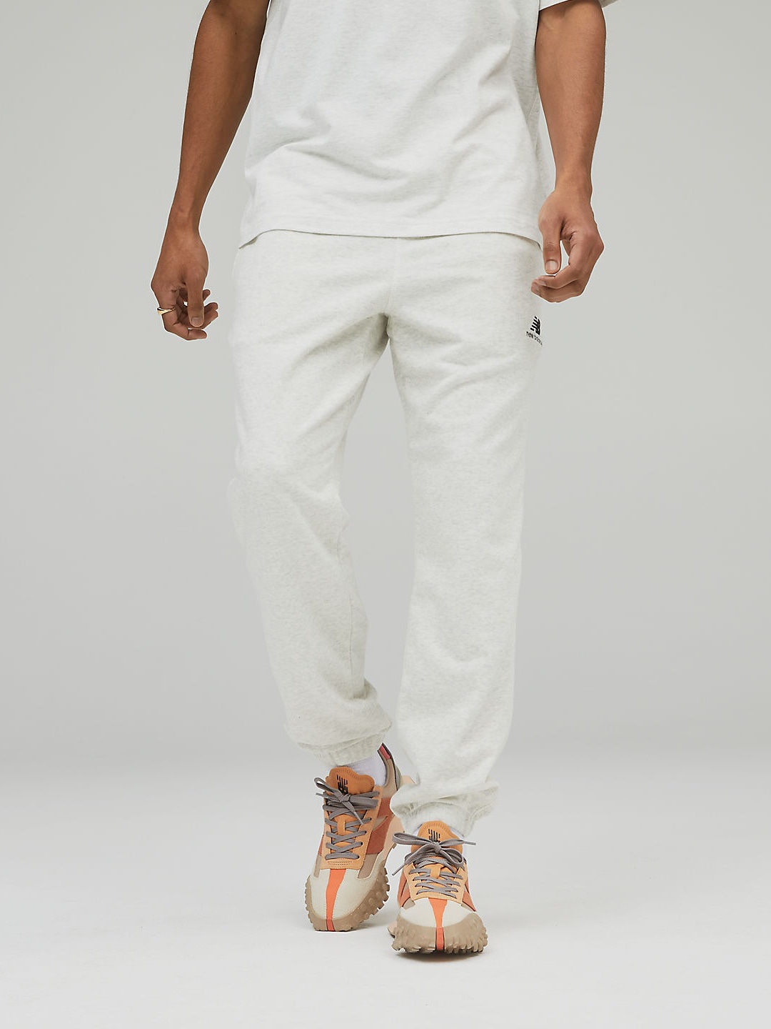 Спортивные штаны New Balance NB Essentials uni UP21500SAH XS-S Молочные ...