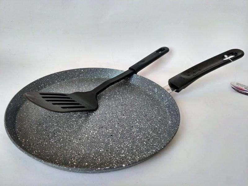 

Сковорода традиційна млинцева Bohmann 24см 1010-24-BH
