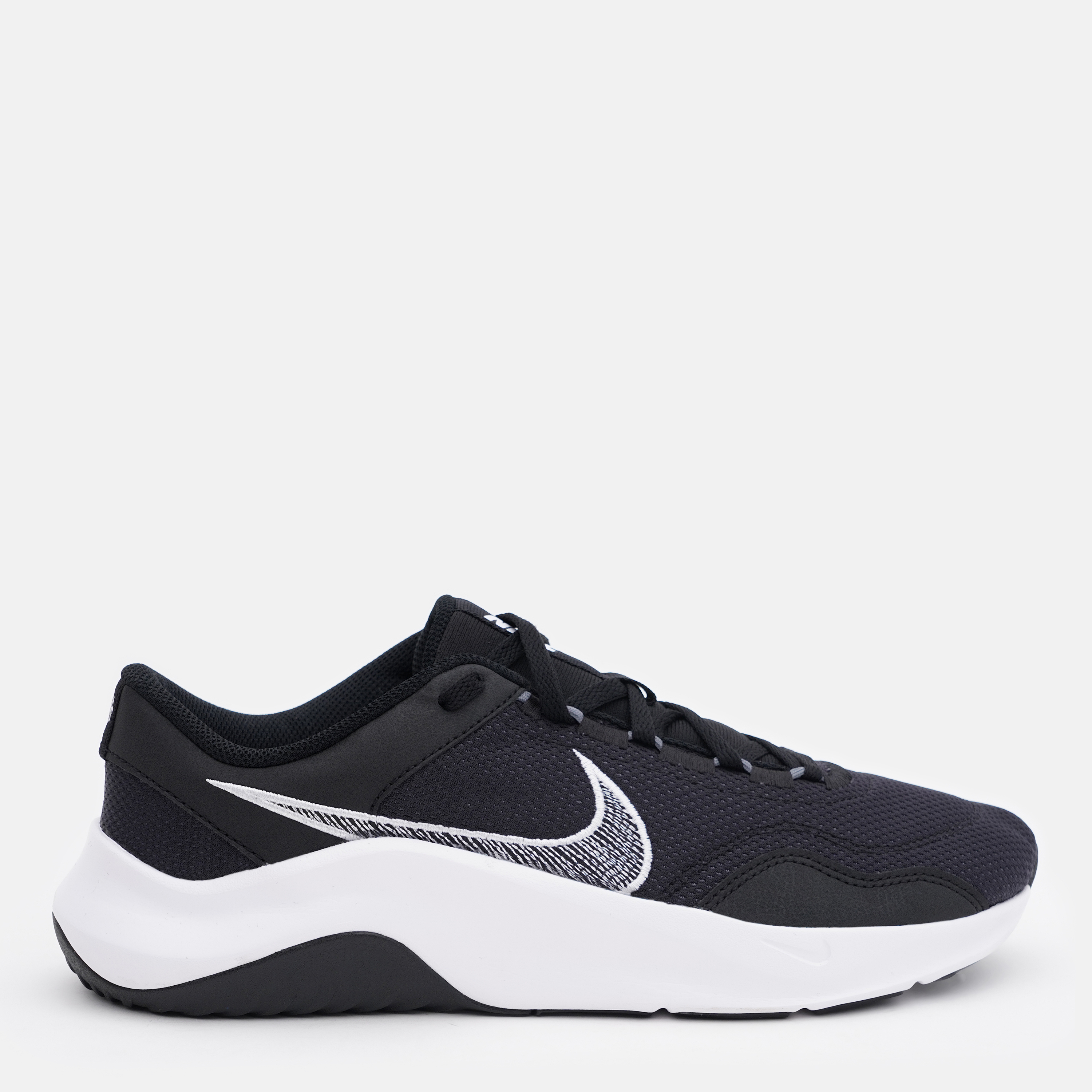 Акція на Чоловічі кросівки для залу Nike Legend Essential 3 Nn DM1120-001 45 (11US) 29 см Чорні від Rozetka