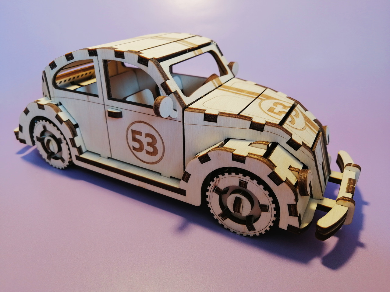 

Машинка WoodenStyle Фольксвагин в разобранном виде.