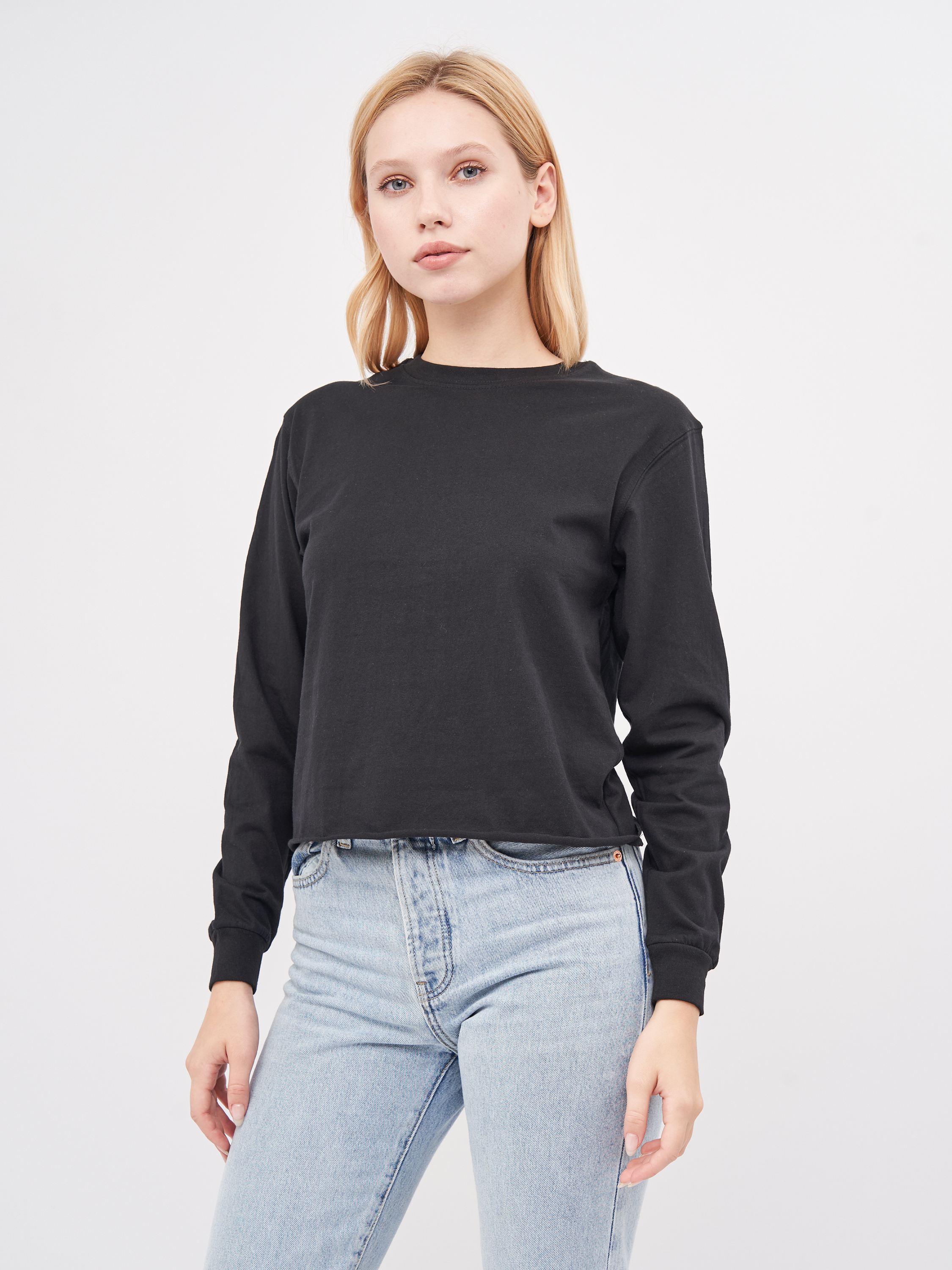 

Лонгслив Pull & Bear 9241/334/800 XS Черный