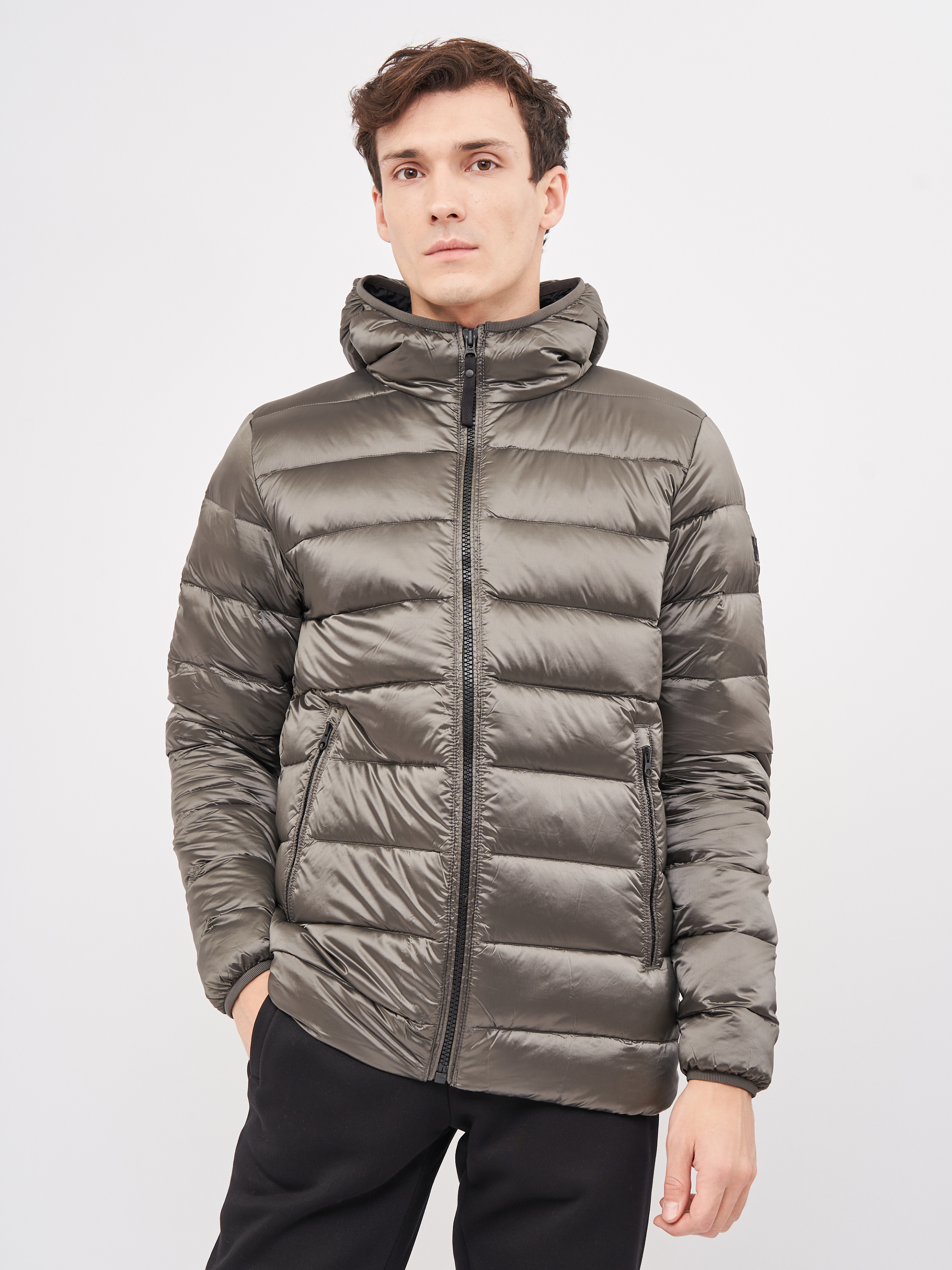 

Куртка Helly Hansen Svalbard Down Jacket 53493-482 M