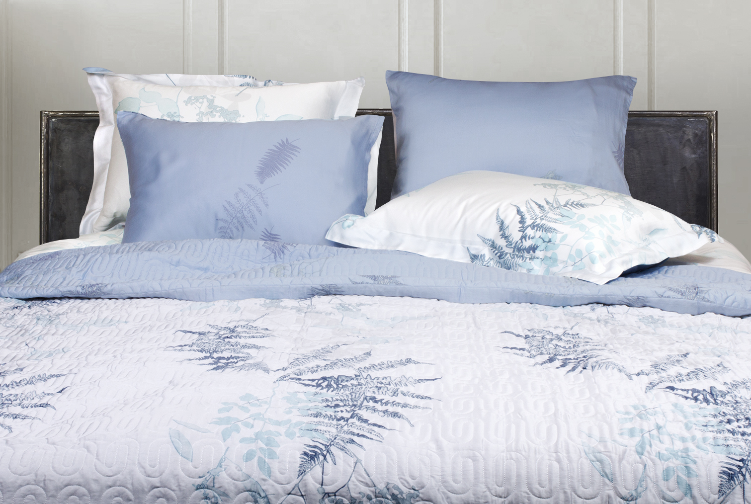 

Покрывало LUXURY LINENS Dion 240x260