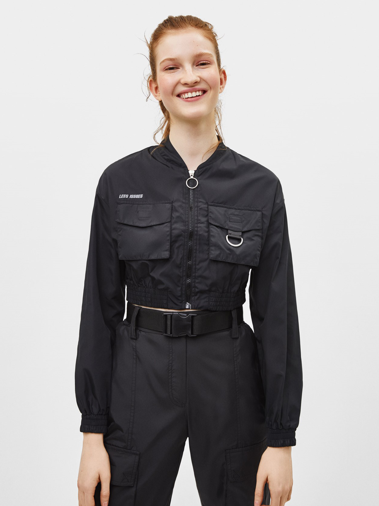 

Ветровка Bershka 01274168800 XS Черная