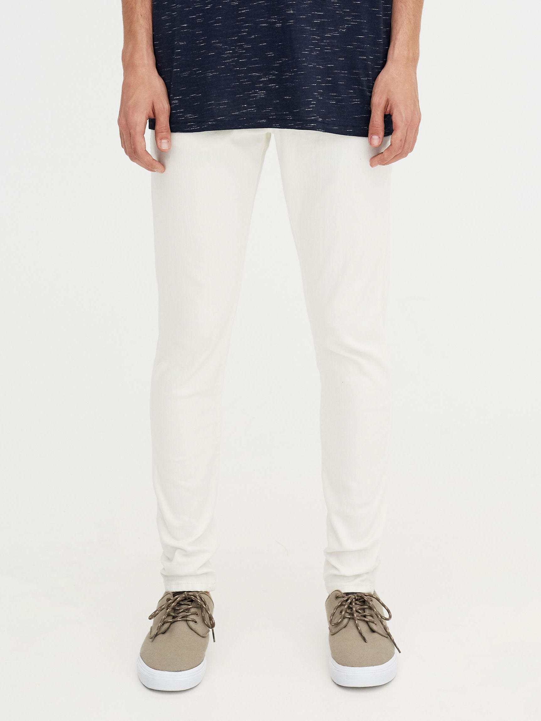 

Джинсы Pull & Bear 05687566250 38 Белые