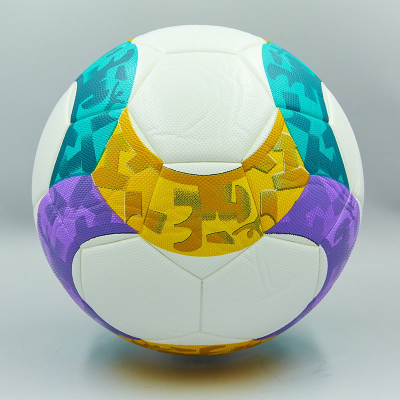 

Мяч футбольный №5 PVC ламин. Клееный EURO 2020 (белый) Дубл