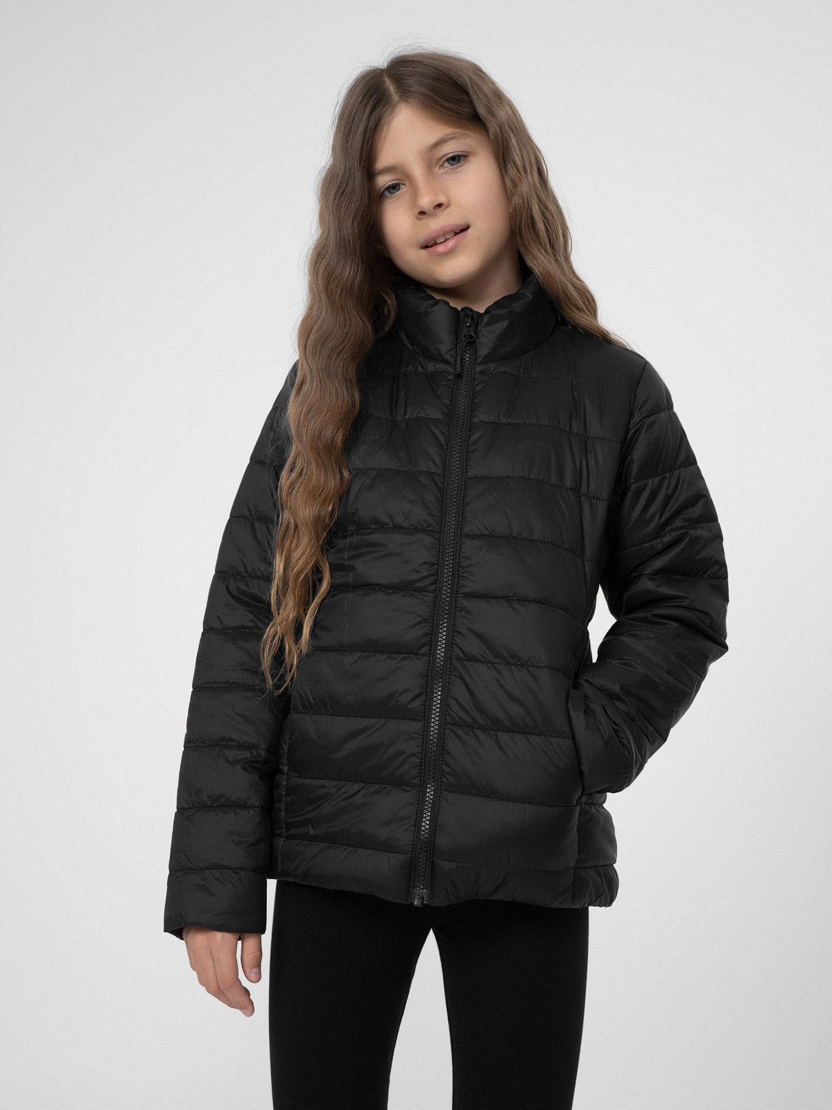 Акція на Дитяча демісезонна куртка для дівчинки 4F 4FJSS23TDJAF073-20S 134 см Чорна від Rozetka