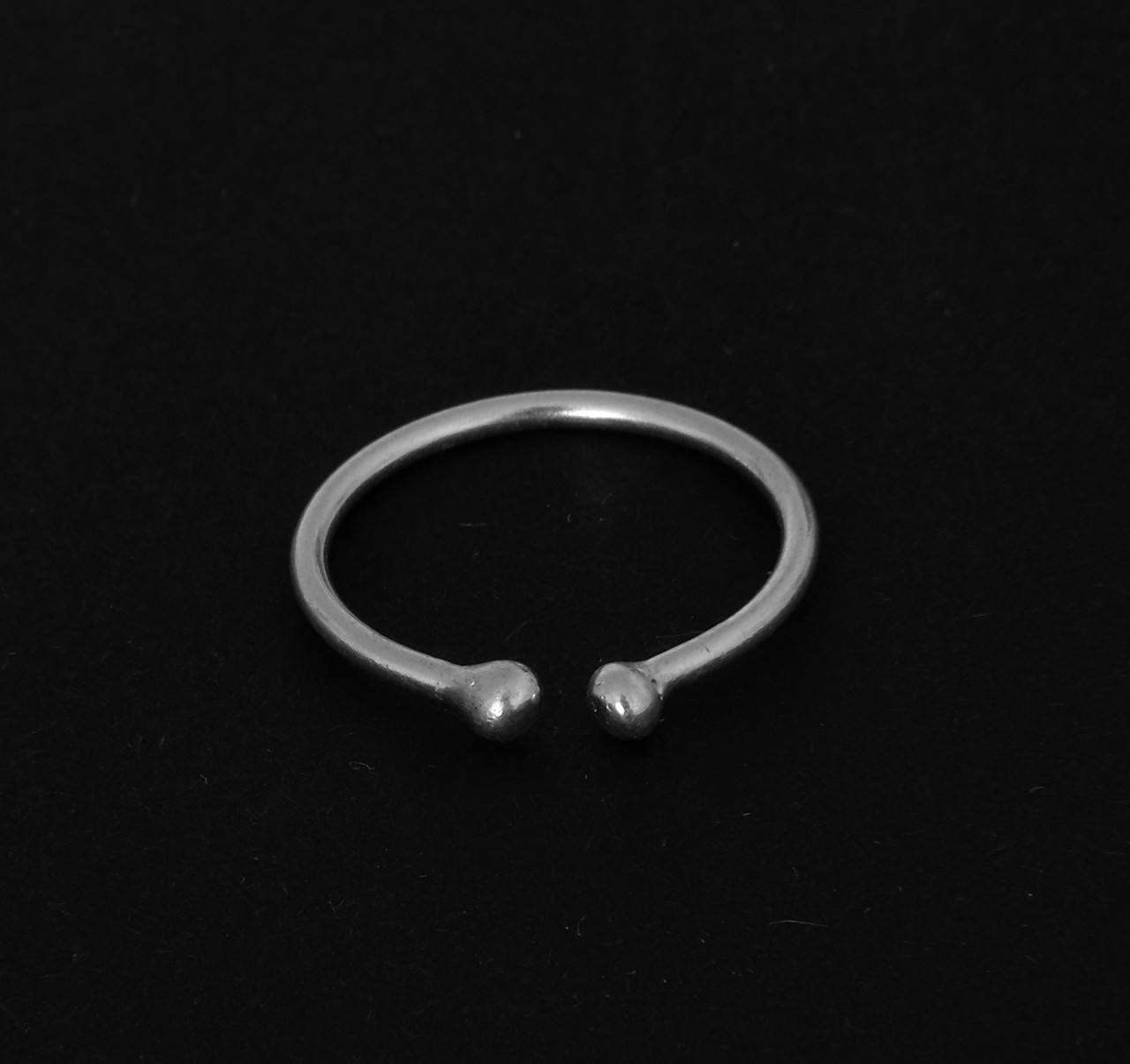 

Кольцо Unique Jewellery UJ8 размер 17,5 Серебряное UJ824