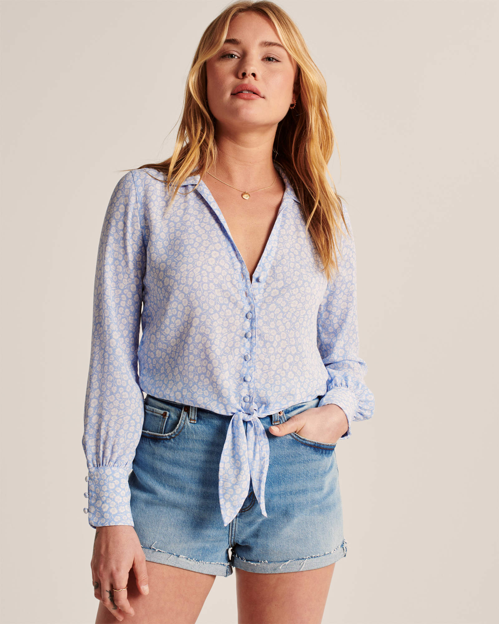 

Женская рубашка - рубашка Abercrombie & Fitch AF7756W  Голубой, Женская рубашка - рубашка Abercrombie & Fitch AF7756W XS Голубой