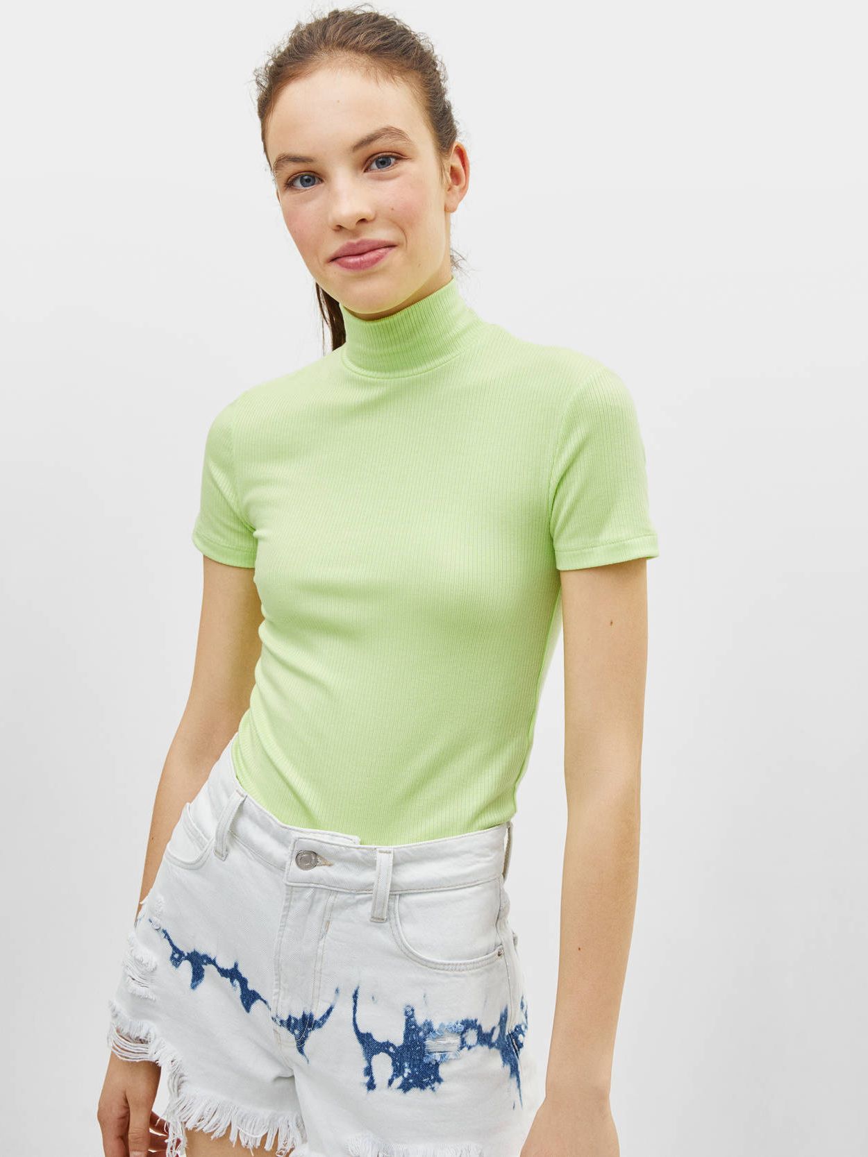 

Топ Bershka 2237-326-520 L Салатовый