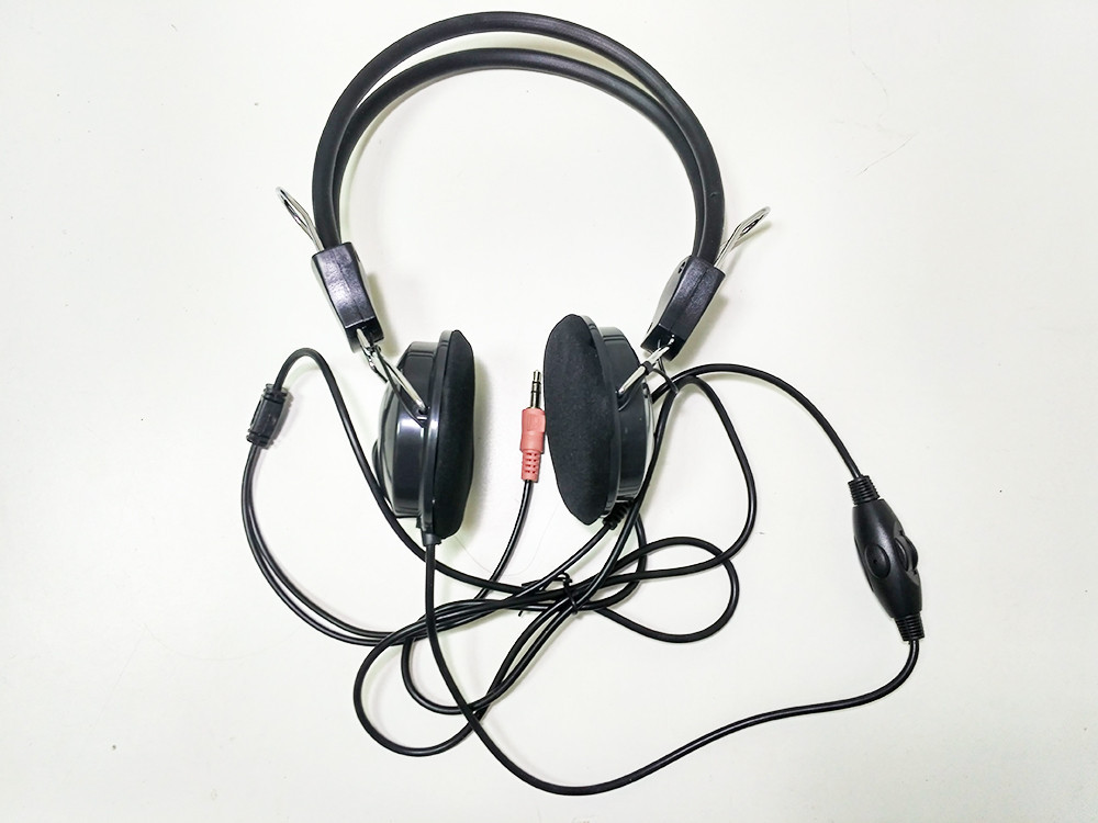 

Наушники с микрофоном для компьютера MDR MT-808 (007119)