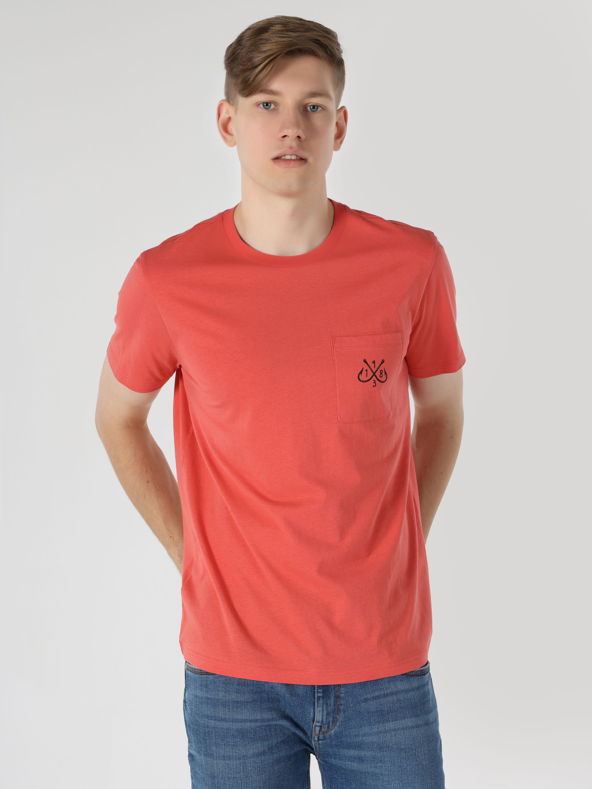 Акція на Футболка Colin's CL1063113CRL 2XL Coral від Rozetka