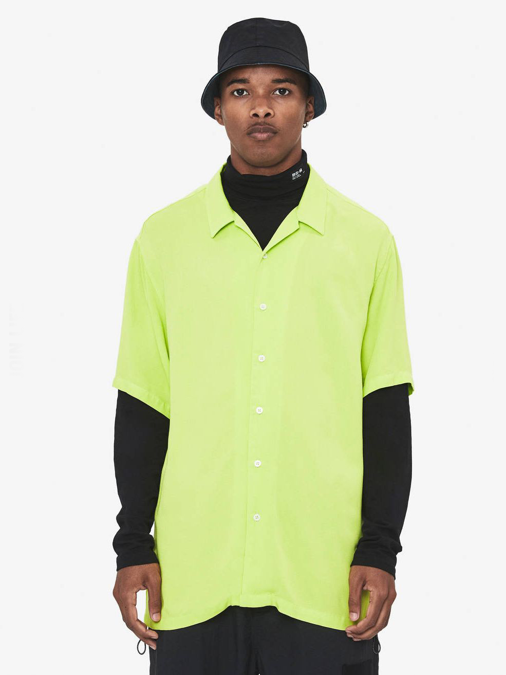 

Рубашка Bershka 6059-242-327 M Салатовая