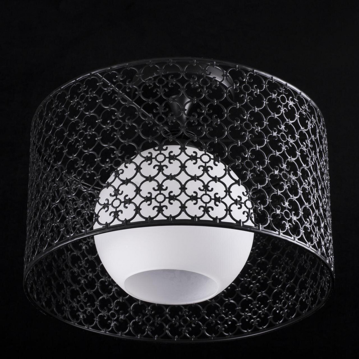 

Люстра потолочная P5-N2101/1H/BK Handmade (YE-P5-N2101/1H/BK)