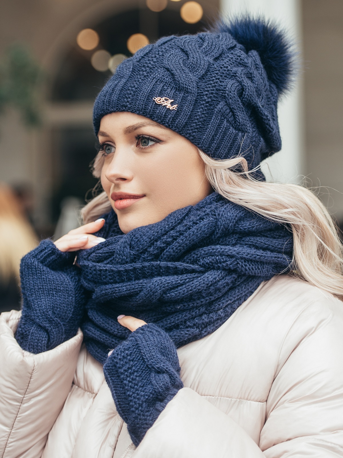 

Шапка + снуд + митенки Dressa 51121 One Size Темно-синие