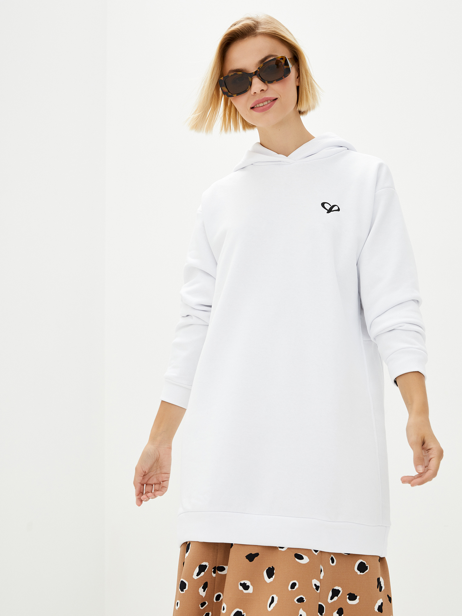 

Худи Lilove 053-1 (50-52) Белое, Худи Lilove 053-1 2XL(50-52) Белое