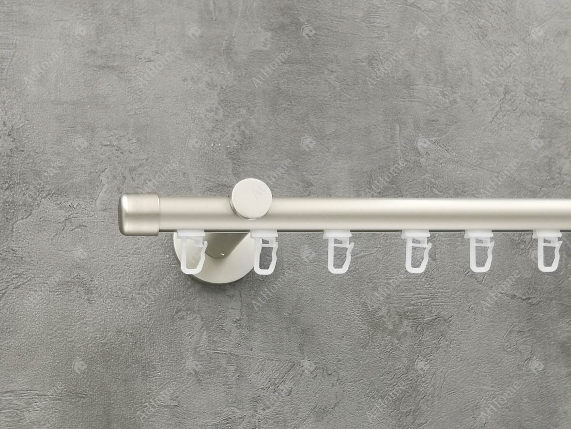 

Карниз Quadrum Заглушка 160 см одинарный универсальный Сатин 19 мм импрессионная