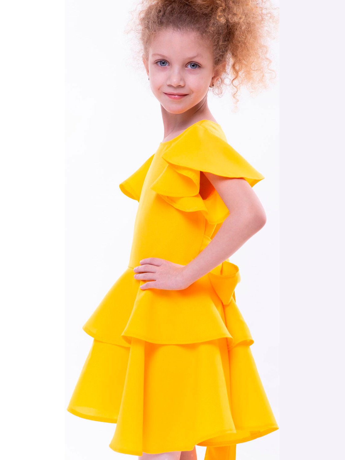 Акція на Дитяче літнє святкове плаття для дівчинки Ласточка 19_3102 116 см Жовте від Rozetka