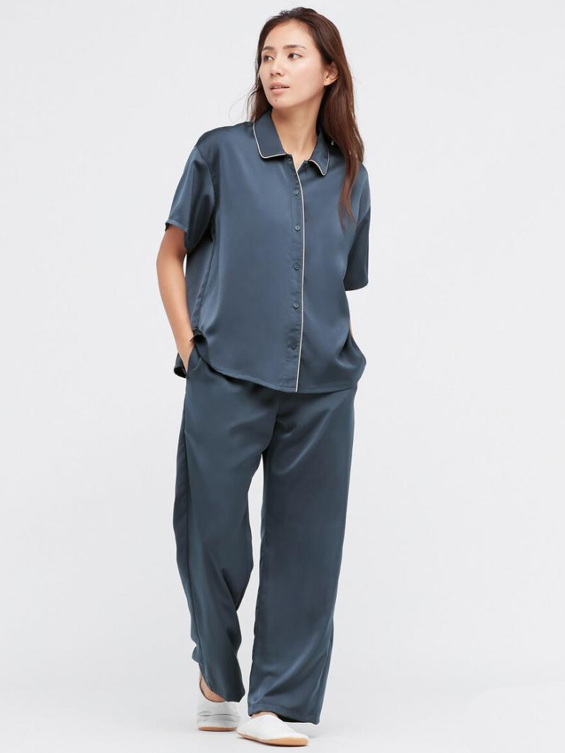 Акція на Піжама (сорочка + штани) жіноча великих розмірів з віскози Uniqlo 647365843 XL Синя від Rozetka