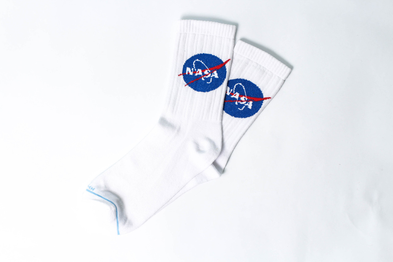 

Мужские носки LOMM Premium NASA белые