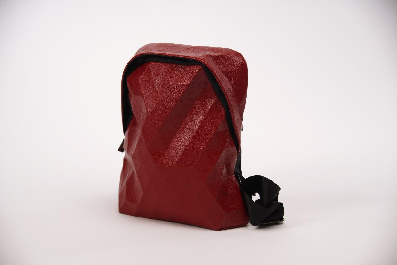 

Стильный Рюкзак Geometry bag красного цвета