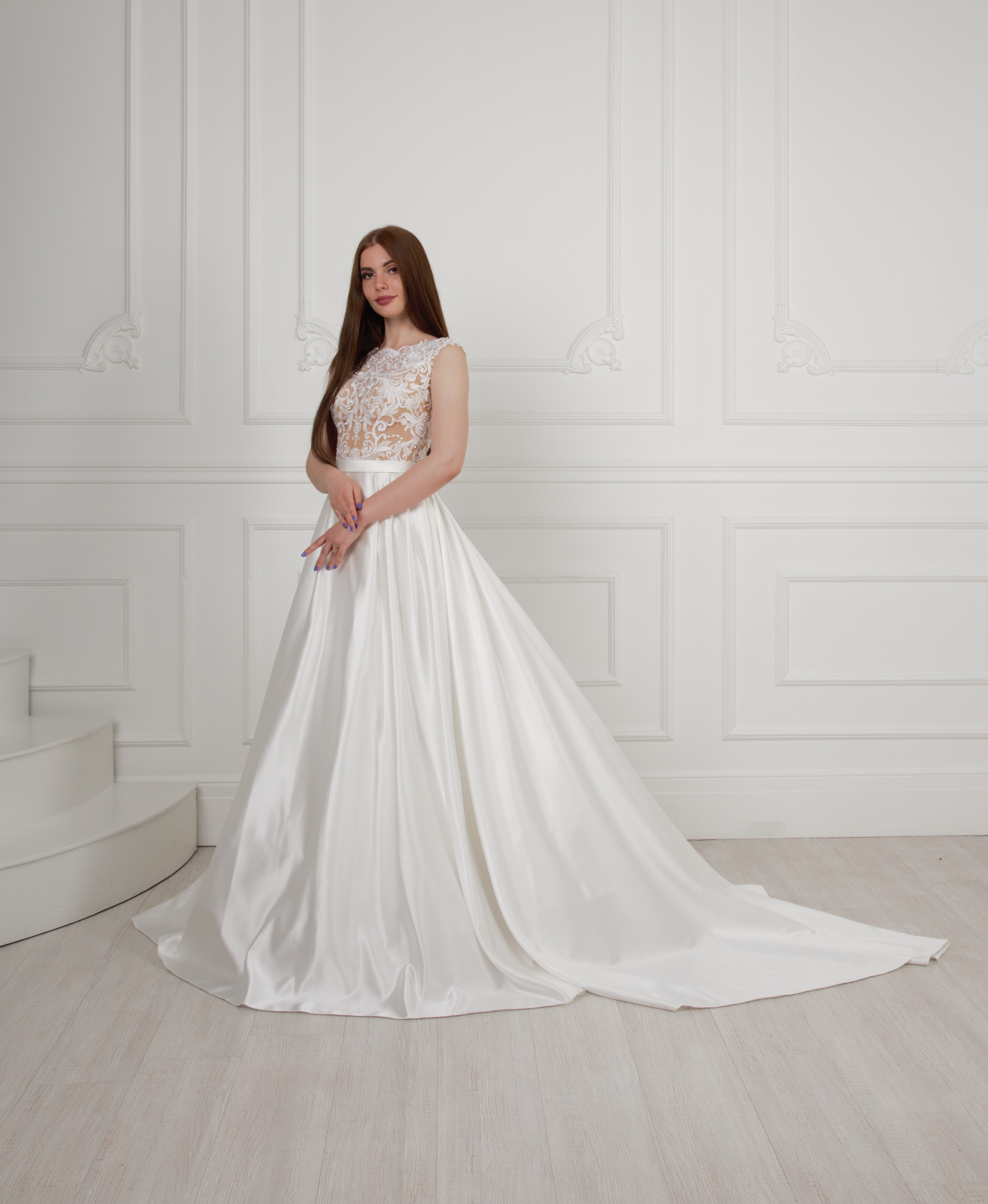 

Свадебное платье ANGEL FASHION DRESS МУЗА 42 молочный