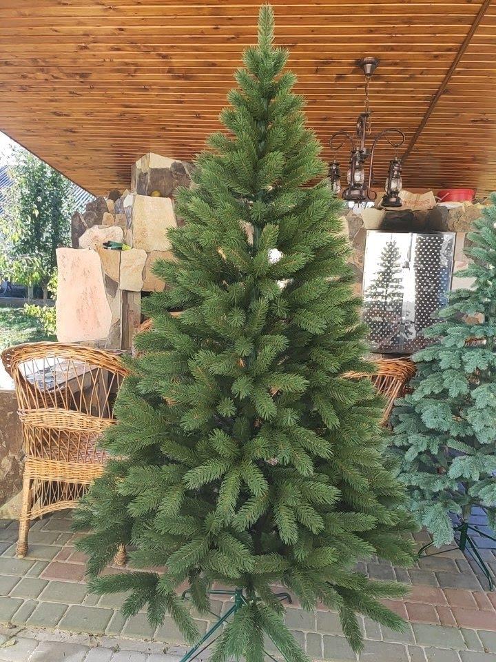 

Елка искусственная литая "Буковская" пышная густая, 180 см, с подставкой, в коробке, в снегу 031-0054