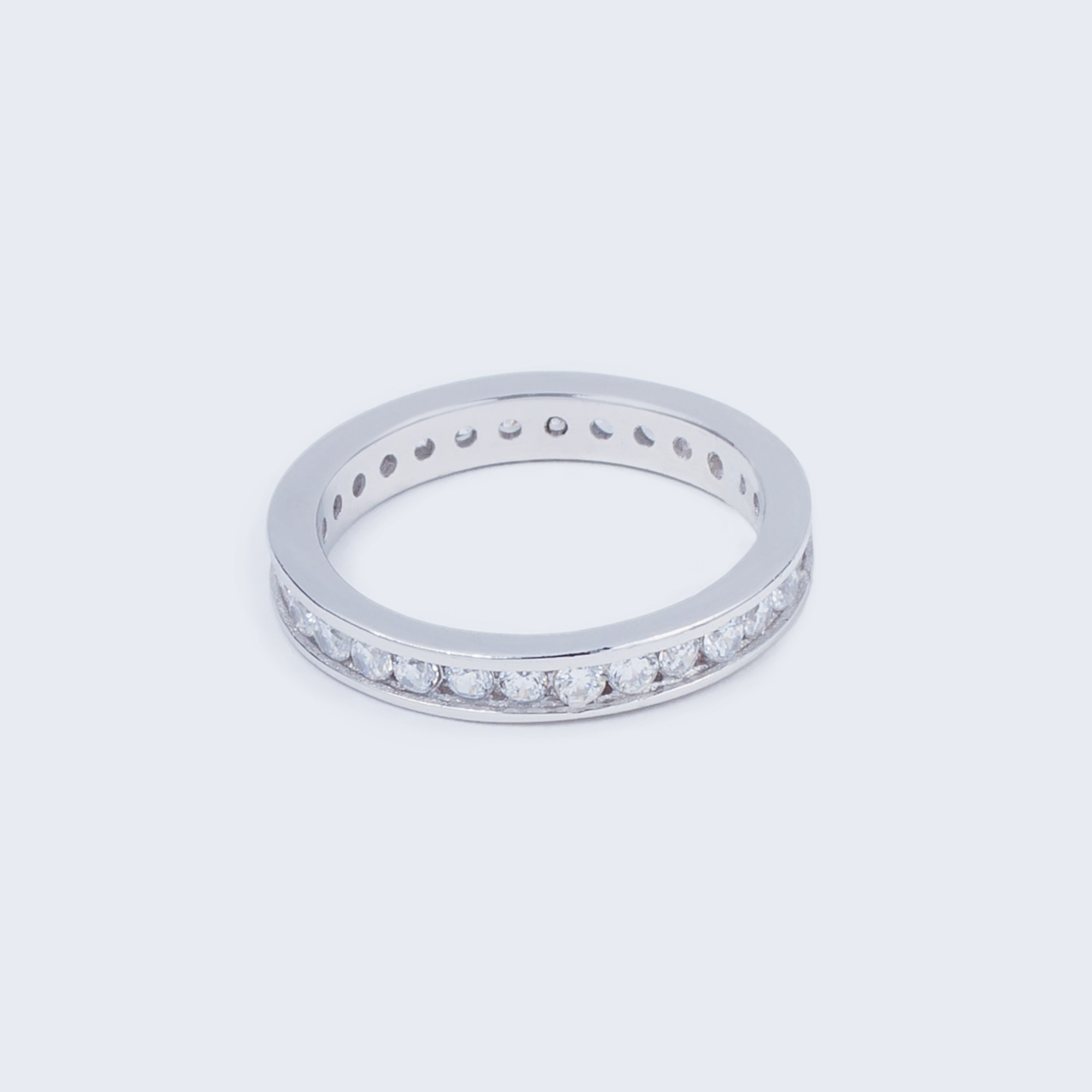 

Каблучка TOP Silver размер 17,0 2,80 г 510092б