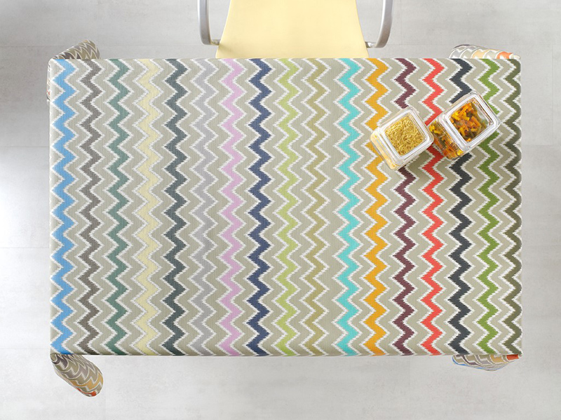 

Скатерть с акриловой пропиткой Zig-Zag 140x300