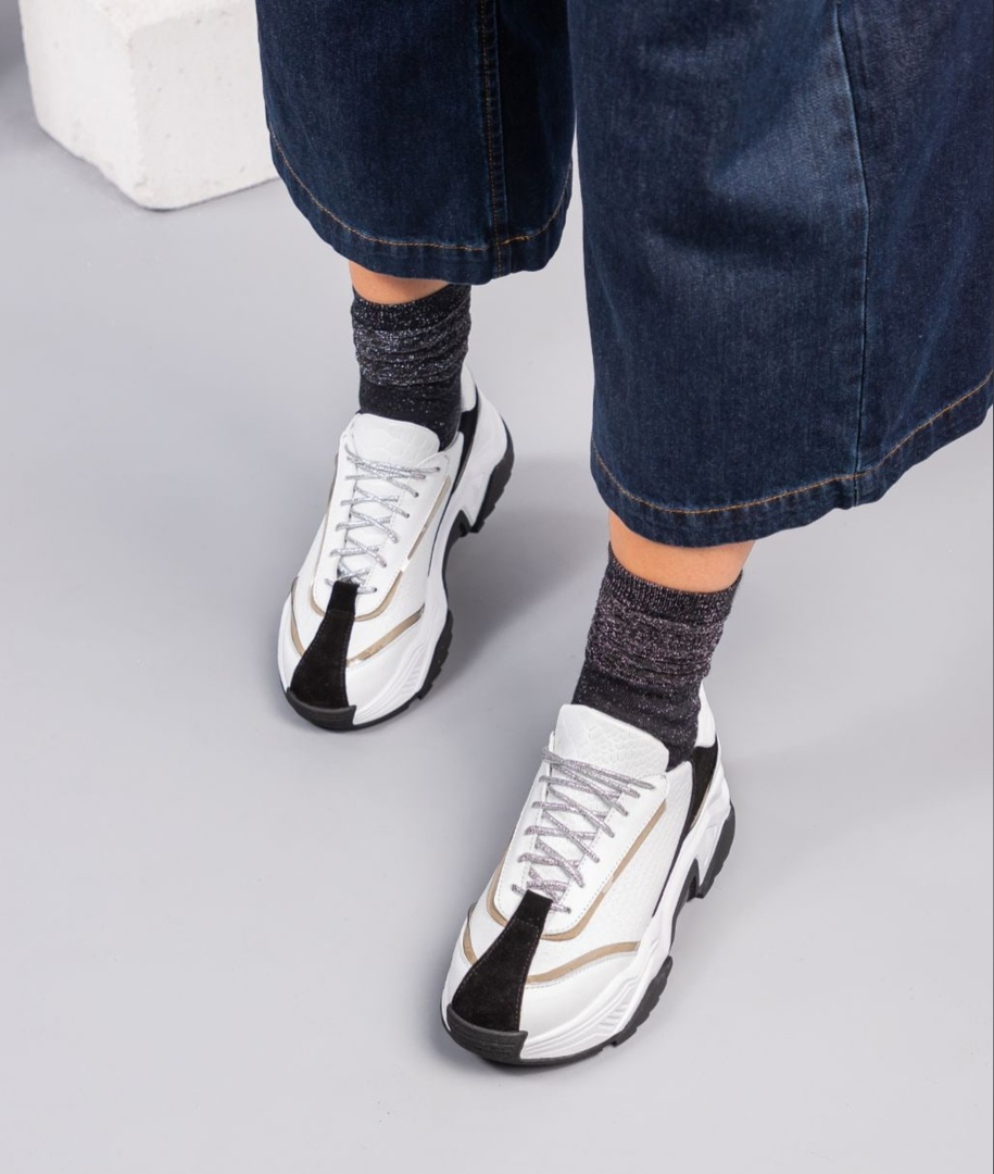 

Кроссовки Abbi 8038 37 (24) черный с белым