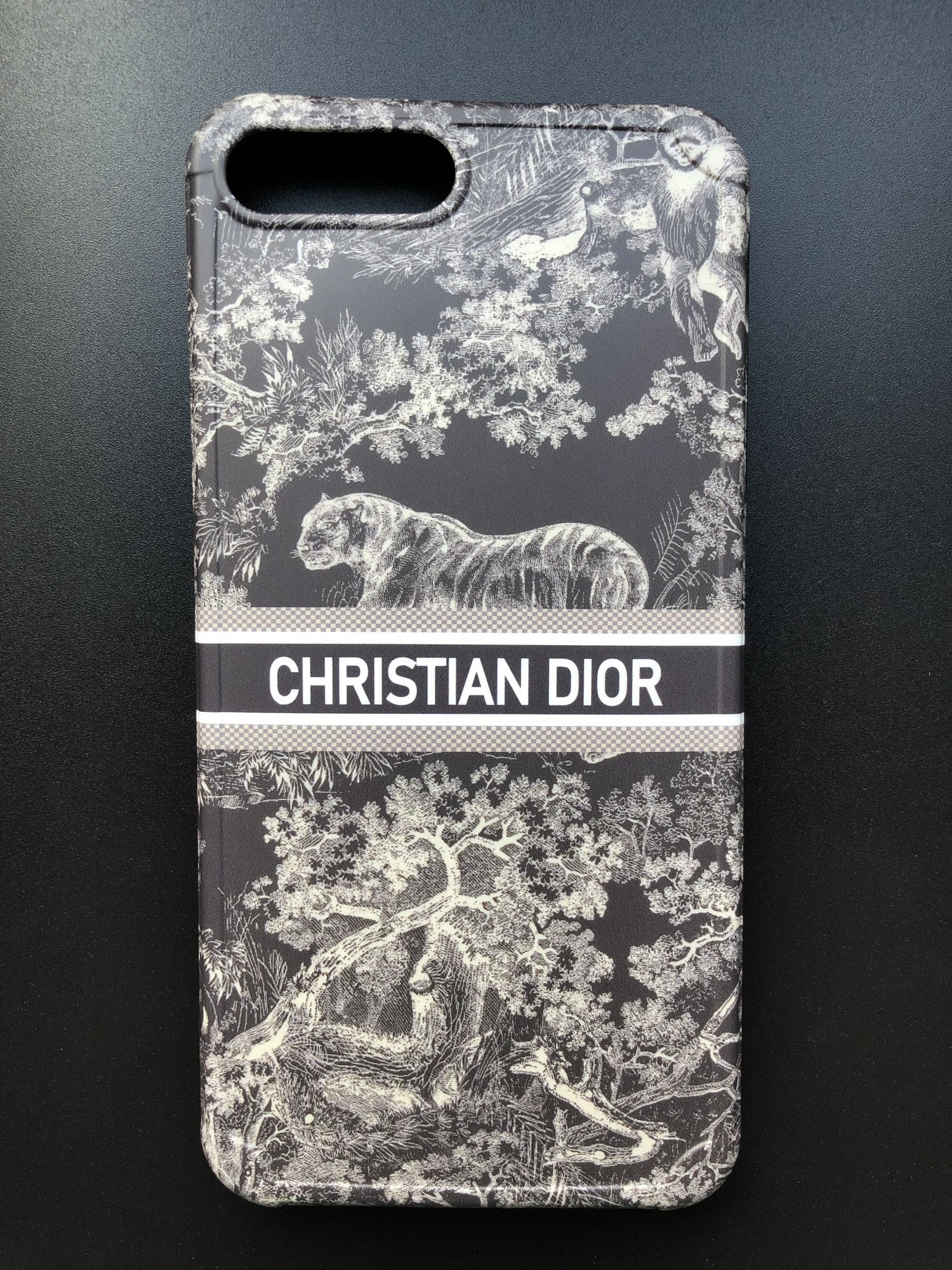 Чохол Christian Dior для iPhone 7 plus – фото, отзывы, характеристики в  интернет-магазине ROZETKA от продавца: OMS | Купить в Украине: Киеве,  Харькове, Днепре, Одессе, Запорожье, Львове