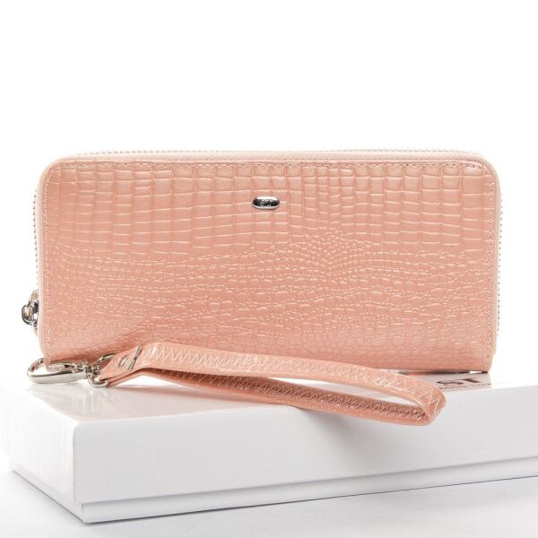 

Женский лакированный кошелек из кожи LR SERGIO TORRETTI W38 pink