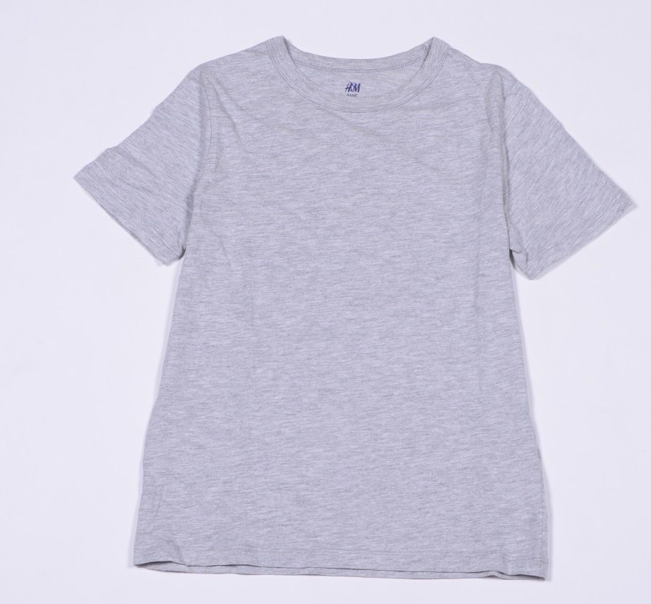 

Футболка H&M 0607659 134-140 см Cветло-серая